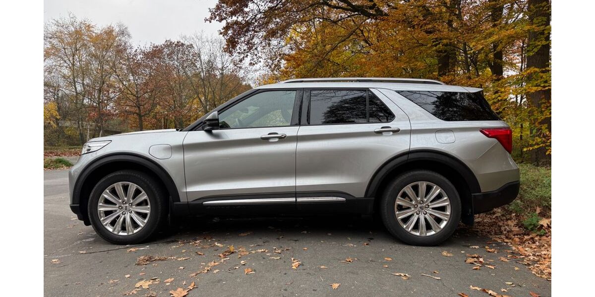 Ford Explorer 68.000 km 41.100 &euro; Osnabrück 49078