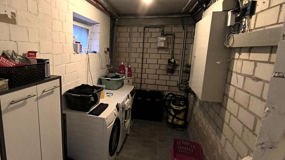 Einfamilienhaus Bissendorf - 7 Zimmer, 250 m&sup2;, 419.000&euro; | Angebot:24886465