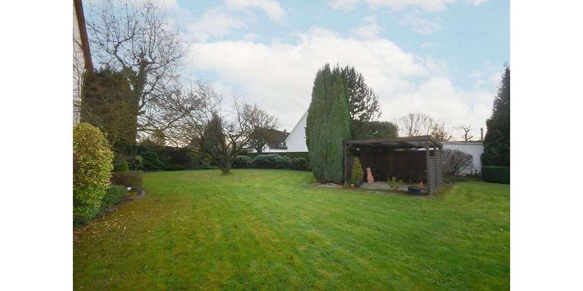 Einfamilienhaus Osnabrück Eversburg - 10 Zimmer, 220 m&sup2;, 465.000&euro; | Angebot:25451233