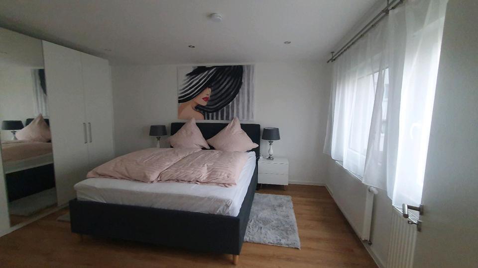 Top möbilierte neu sanierte Wohnung zur Langzeitmiete