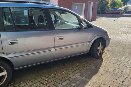 Opel Zafira 280.000 km 2.500 &euro; Georgsmarienhütte 49124
