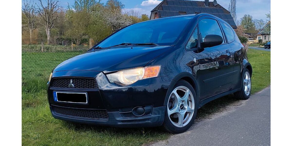 Mitsubishi Colt 75.000 km 4.700 &euro; Osnabrück 49080