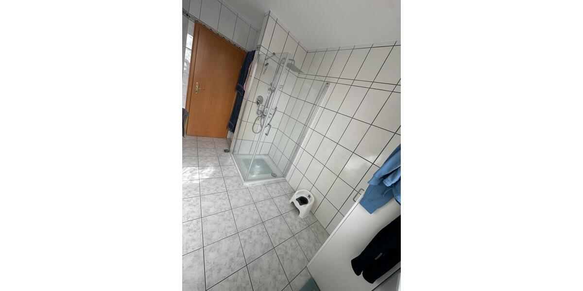 Dachgeschoßwohnung Versmold - 3 Zimmer, 76 m&sup2;, 900&euro; | Angebot:26338828