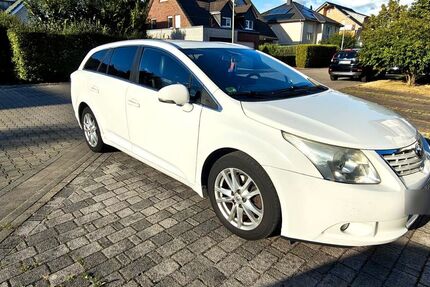 Toyota Avensis 268.890 km 4.190 &euro; Osnabrück 49090