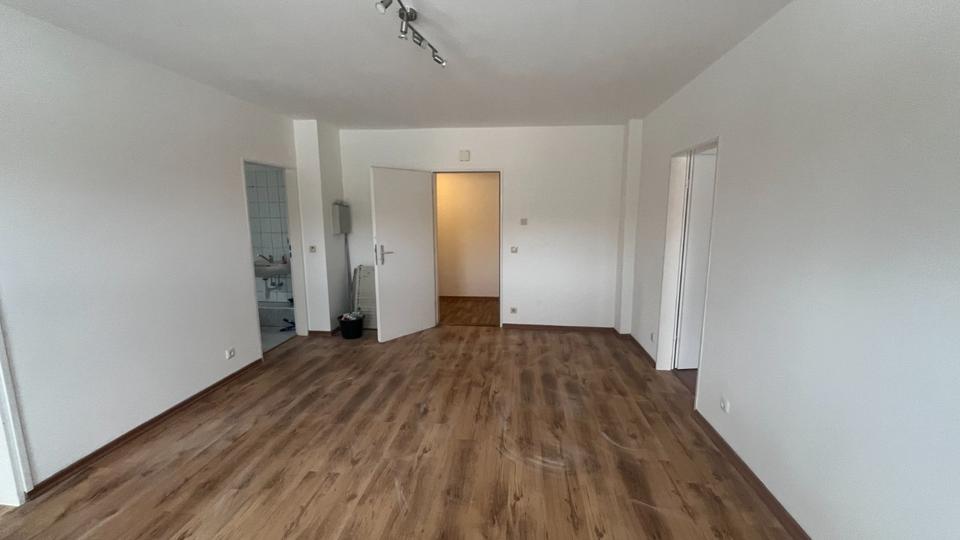 Helle 2 Zimmer Wohnung, neue Dusche, Einbauküche, 56qm Osnabrück zimmer