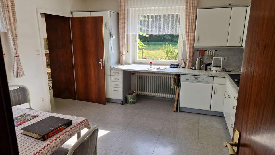 großes Einfamilienhaus mit Garten zu vermieten