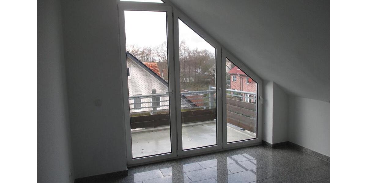 Dachgeschoßwohnung Osnabrück Eversburg - 2 Zimmer, 74 m&sup2;, 695&euro; | Angebot:26603466