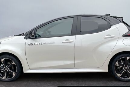 Toyota Yaris 2.750 km 28.490 &euro; Osnabrück 49090