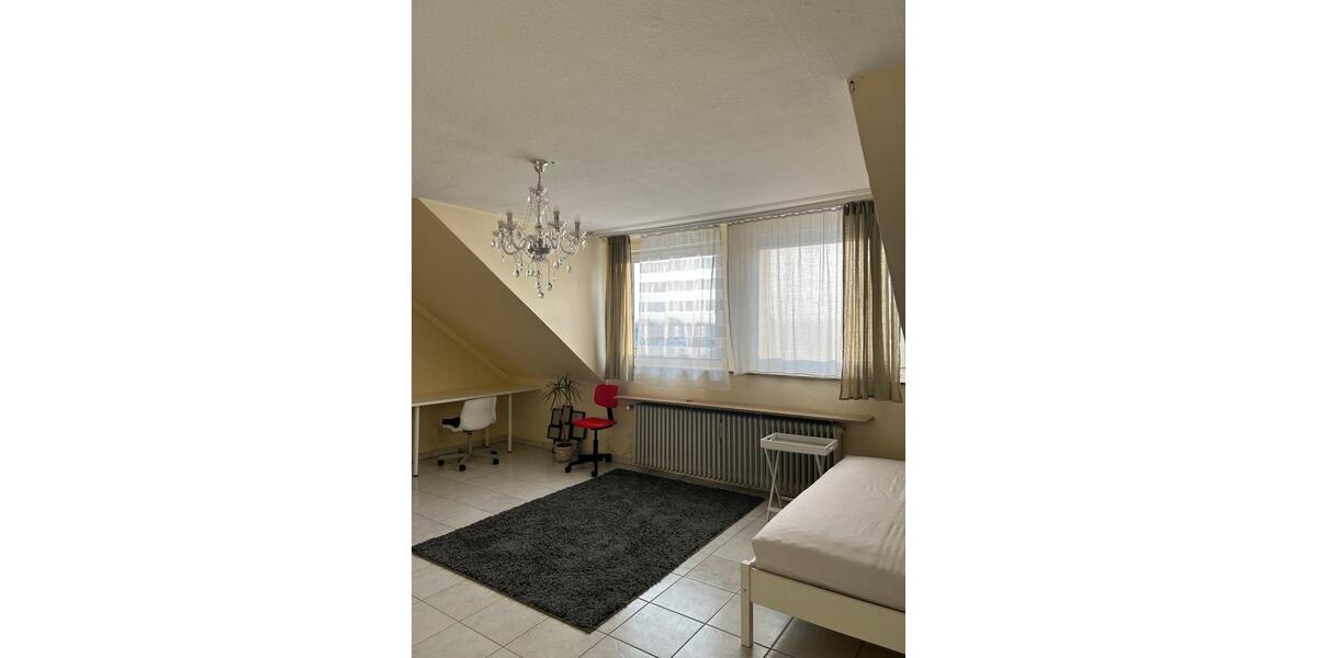 Dachgeschoßwohnung Osnabrück Wüste - 4 Zimmer, 23 m&sup2;, 320&euro; | Angebot:24712142