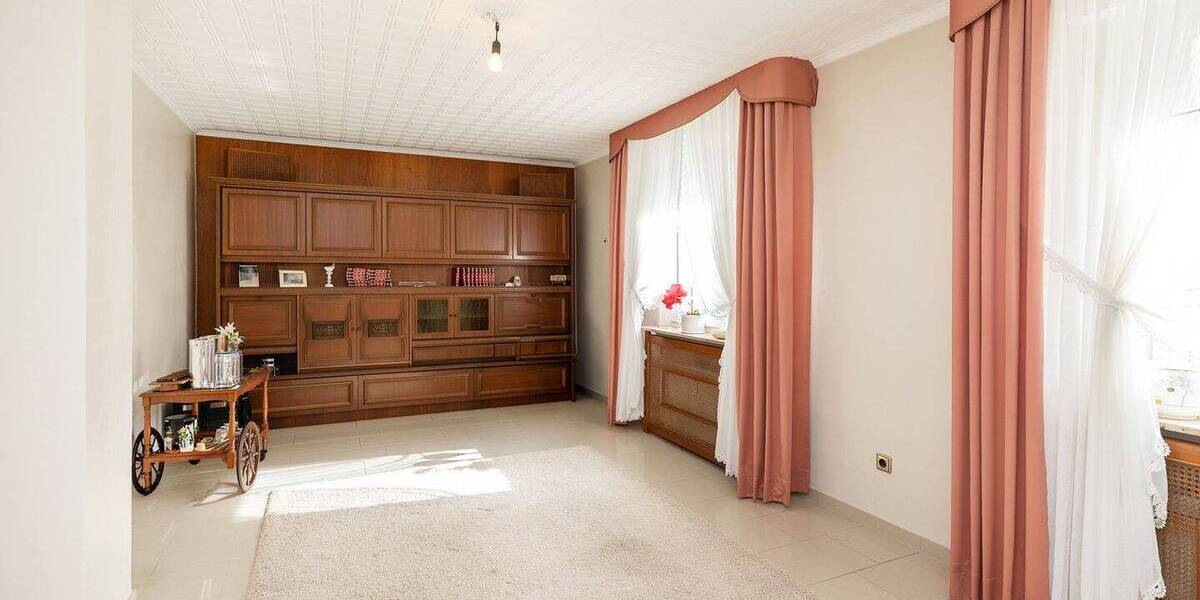 Mehrfamilienhaus, Wohnhaus Osnabrück Gretesch - 7 Zimmer, 190 m&sup2;, 399.000&euro; | Angebot:26630308
