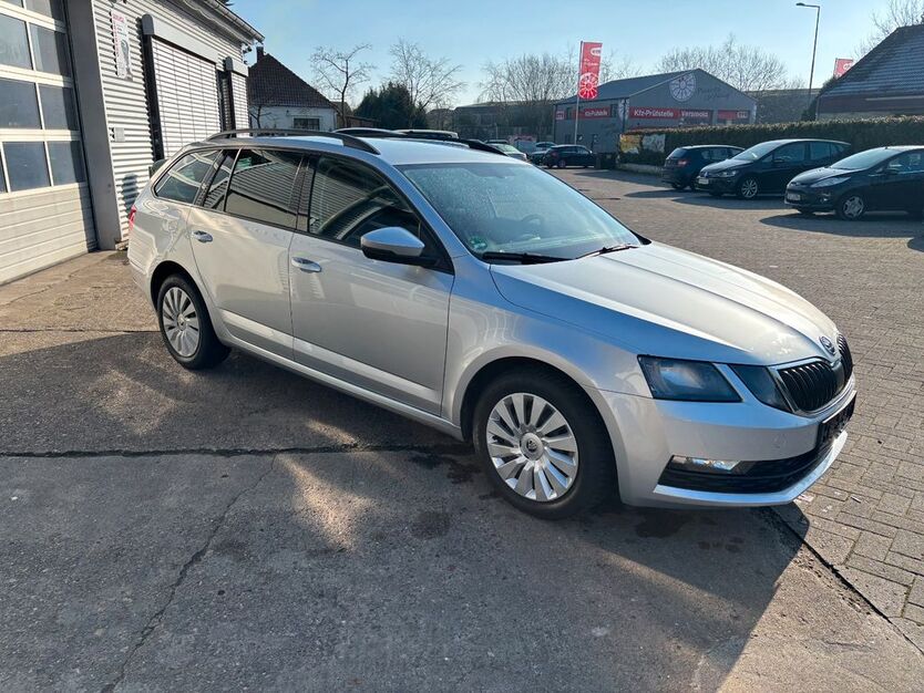 Skoda Octavia 261.000 km 7.600 € Versmold 33775