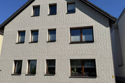 Mehrfamilienhaus mit 3 WE im Vorderhaus und 2 WE im Hinterhaus 1 zimmer