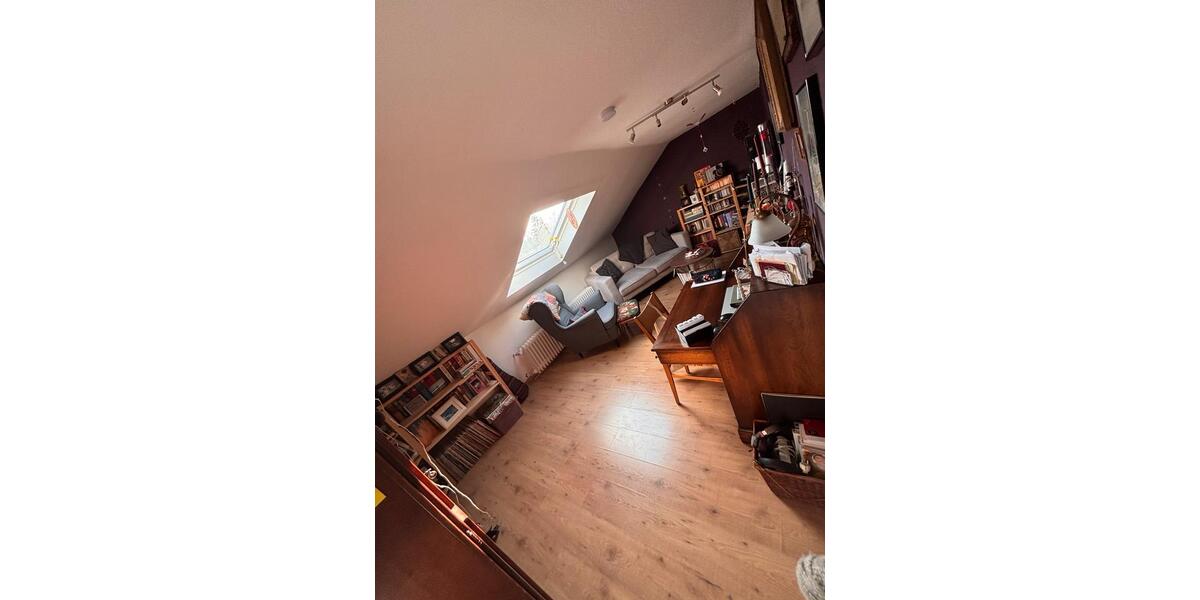 Dachgeschoßwohnung Lotte - 1 Zimmer, 40 m&sup2;, 500&euro; | Angebot:25444009