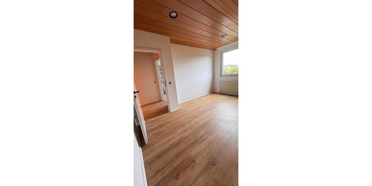 Dachgeschoßwohnung Melle Bruchmühlen - 3 Zimmer, 84 m&sup2;, 950&euro; | Angebot:26671634