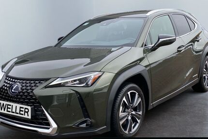 Lexus UX 32.450 km 26.900 &euro; Osnabrück 49090
