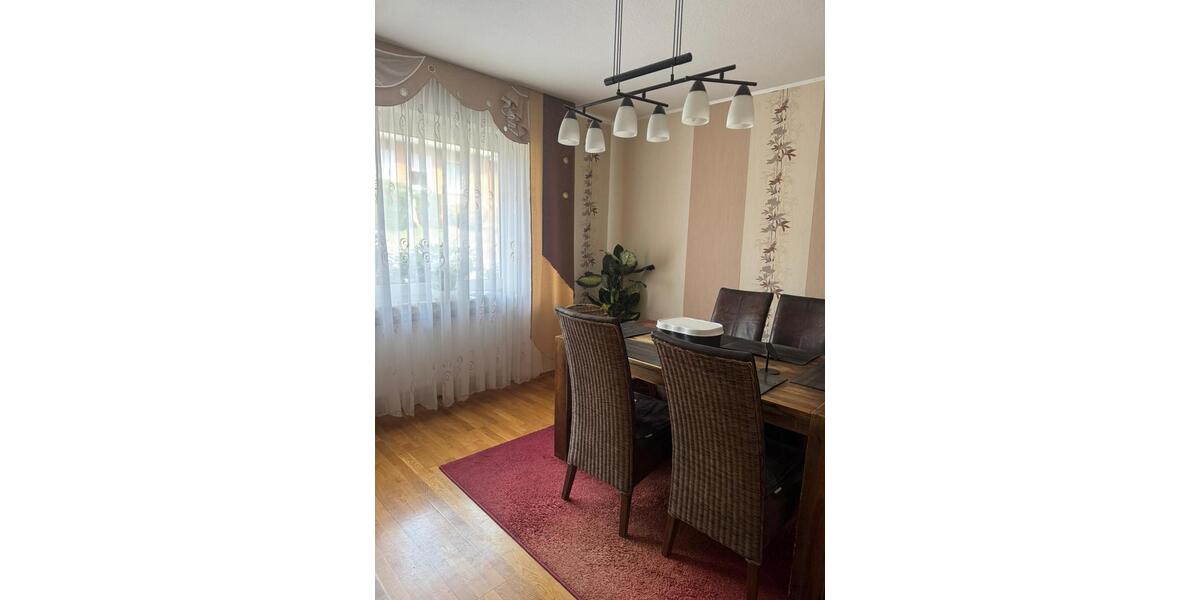 Einfamilienhaus Ibbenbüren - 7 Zimmer, 135 m&sup2;, 320.000&euro; | Angebot:26423531