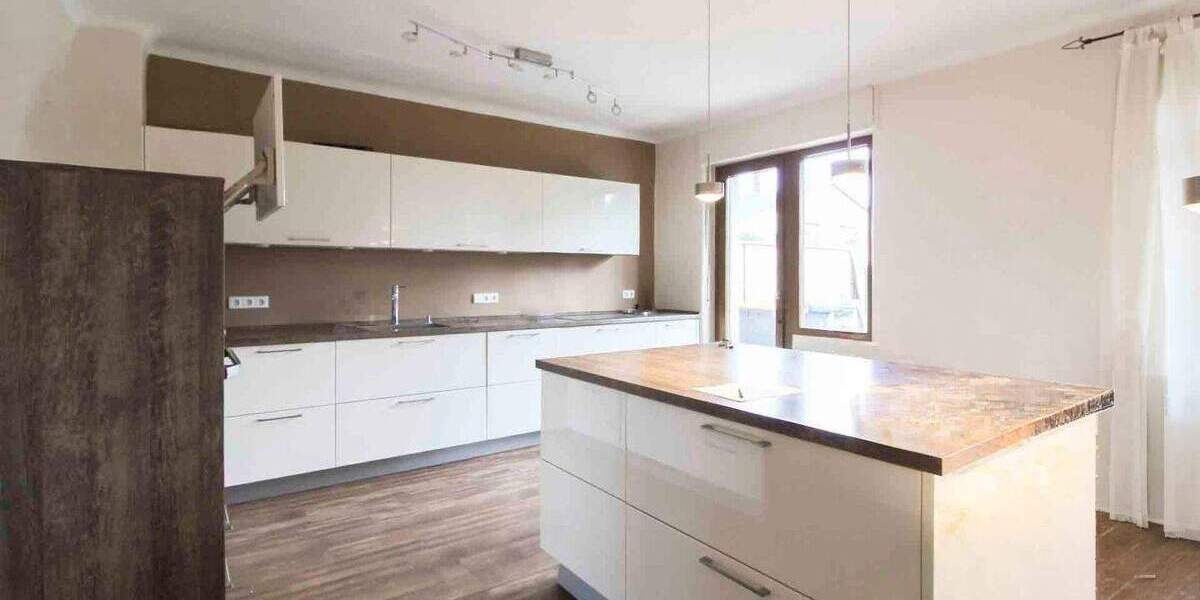 Einfamilienhaus Versmold - 8 Zimmer, 365.000&euro; | Angebot:25113418