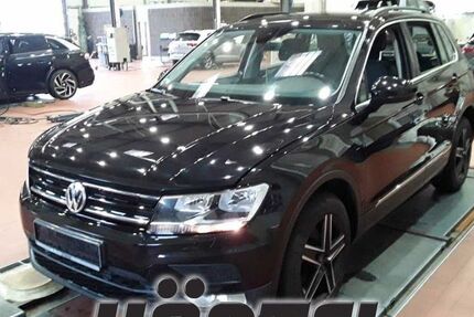 VW Tiguan 131.900 km 17.900 &euro; Osnabrück 49084