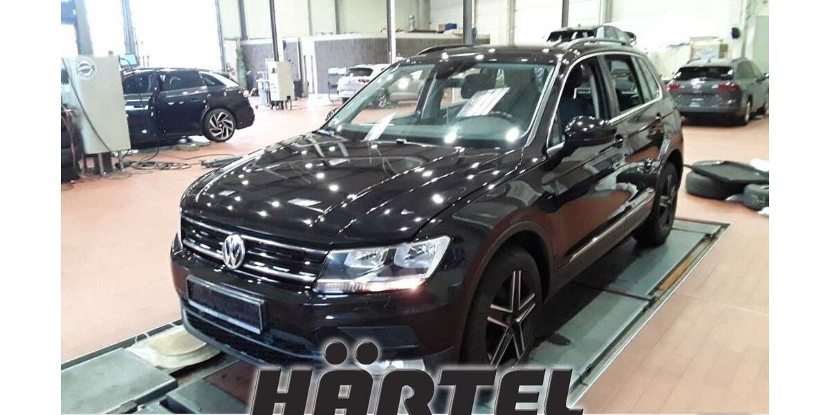 VW Tiguan 131.900 km 17.900 &euro; Osnabrück 49084