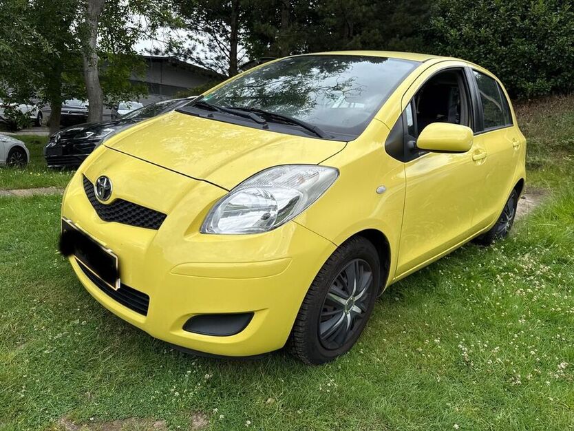 Yaris
