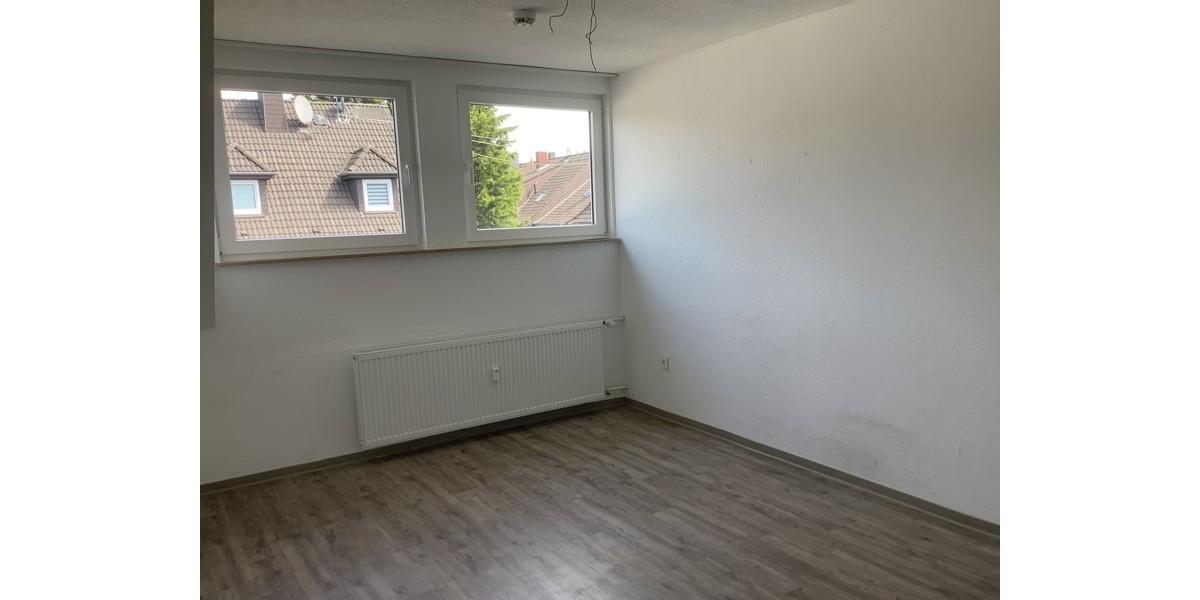 Dachgeschoßwohnung Osnabrück Nahne - 3 Zimmer, 78 m&sup2;, 681&euro; | Angebot:25984475