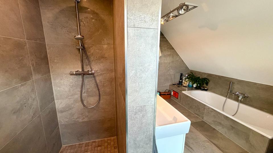 Einfamilienhaus Lotte - 5 Zimmer, 137 m&sup2;, 1.700&euro; | Angebot:24977743