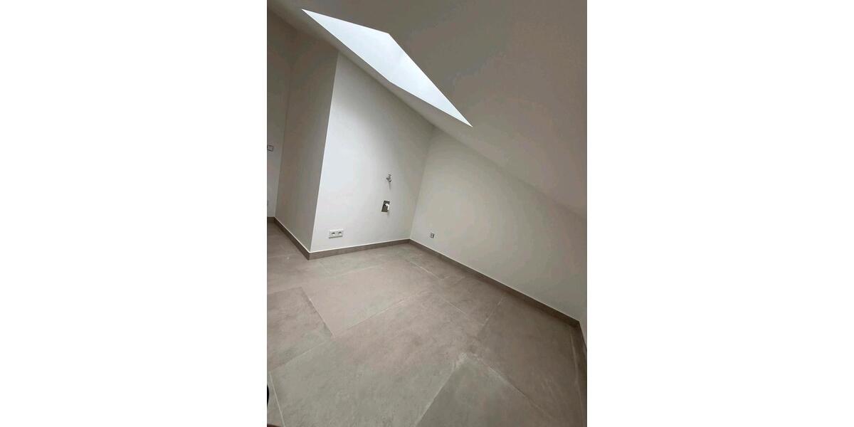 Dachgeschoßwohnung Bad Essen - 4 Zimmer, 125 m&sup2;, 1.300&euro; | Angebot:24681903