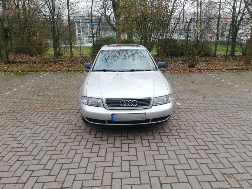 Audi A4 172.000 km 1.800 € Osnabrück 49076