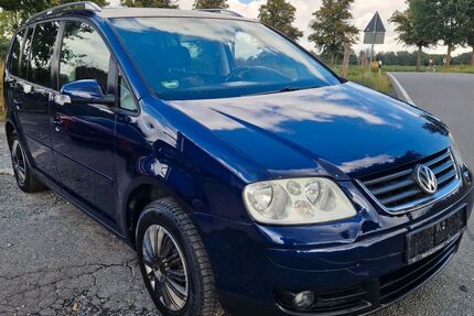 VW Touran 254.000 km 2.490 &euro; Melle 49324