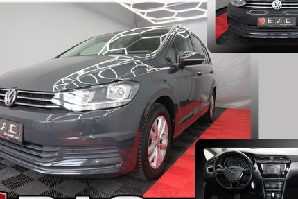 VW Touran 112.900 km 14.800 &euro; Osnabrück 49086