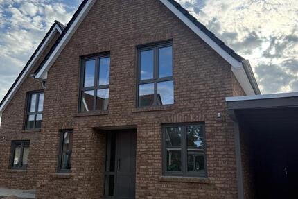 Haus Bad Essen - 7 Zimmer, 162 m&sup2;, 1.950&euro; | Angebot:27607834