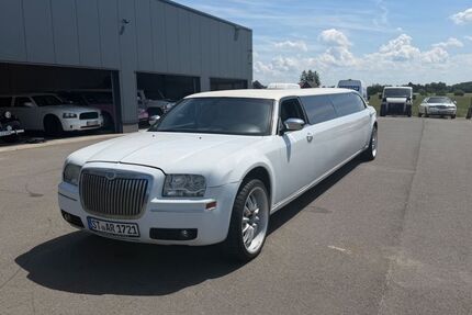 Chrysler 300C 242.200 km 23.799 &euro; Tecklenburg 49545