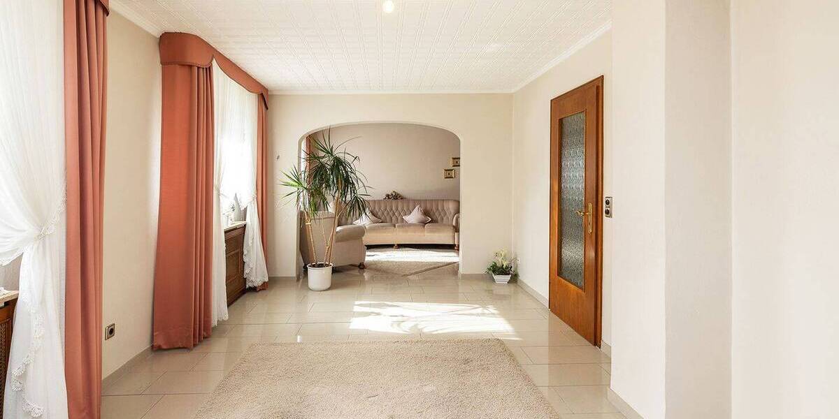 Mehrfamilienhaus, Wohnhaus Osnabrück Gretesch - 7 Zimmer, 190 m&sup2;, 399.000&euro; | Angebot:26630308