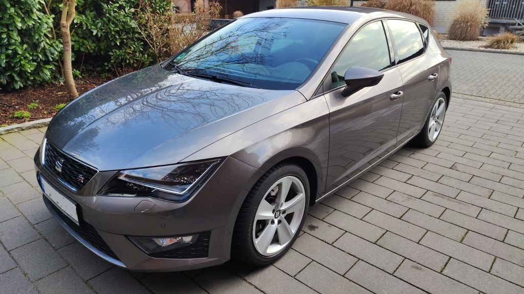 Seat Leon 85.750 km 15.200 &euro; Hasbergen 49205