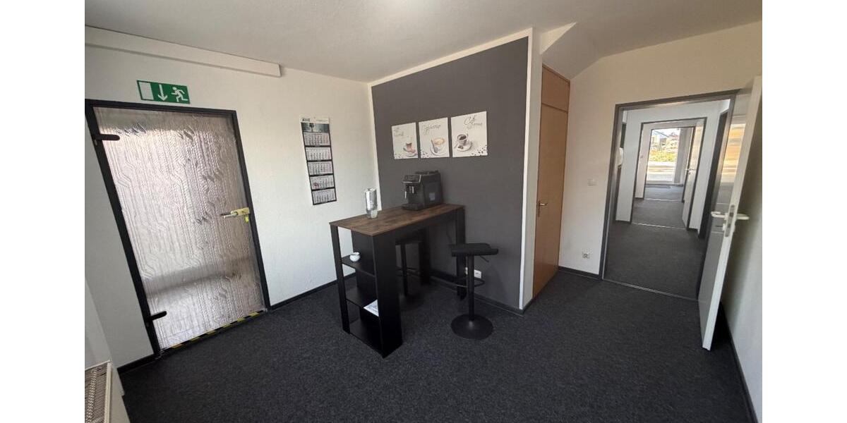 Büro - und Hallenflächen zu vermieten zimmer