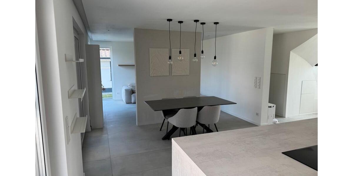 Einfamilienhaus Dissen am Teutoburger Wald - 5 Zimmer, 145 m&sup2;, 1.700&euro; | Angebot:26037585